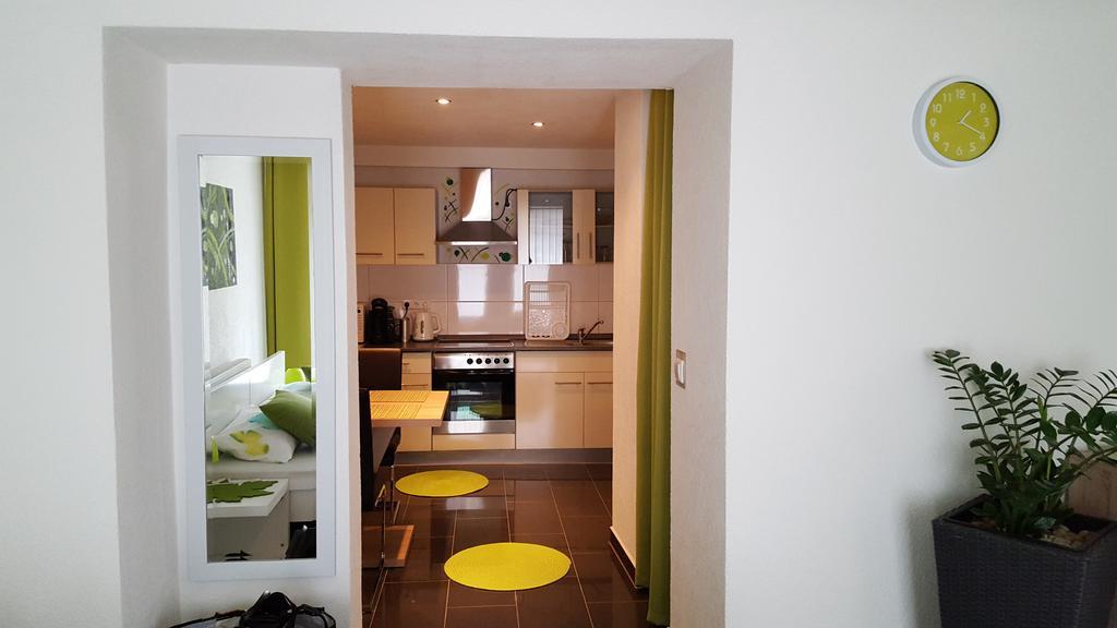 Gaesteappartement Viktoria 진스하임 외부 사진